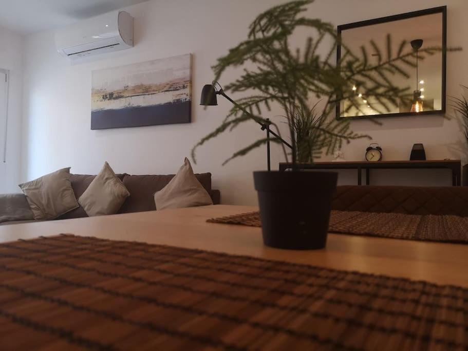New Alexandra Apartment, 2 Min 40 Sec From Beach ลามาตา ภายนอก รูปภาพ